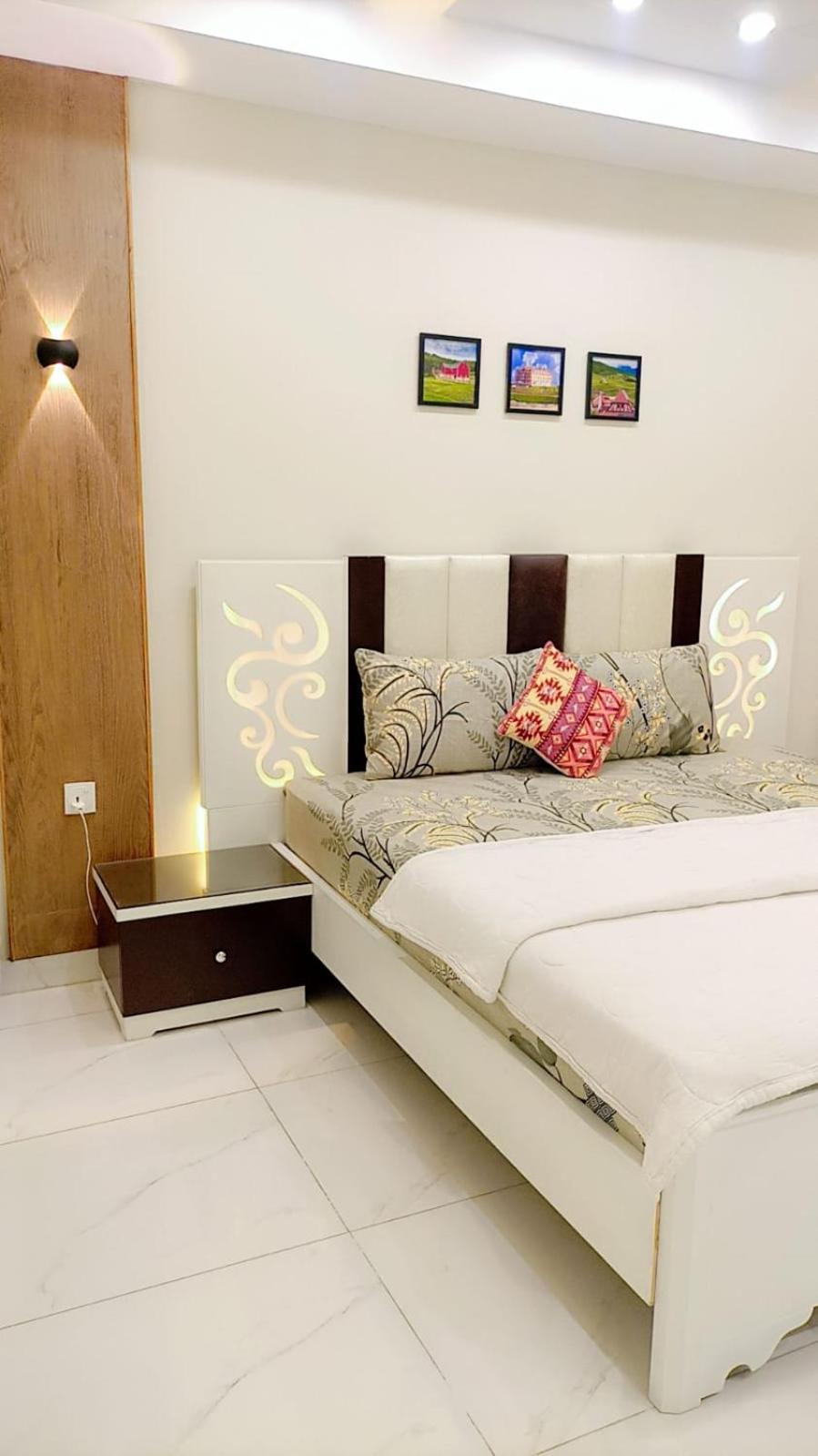 Royal Galaxy Hotel & Residence - Near Islamabad International Airport & Motorway 외부 사진
